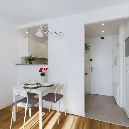 Centrum Warszawy Piekne Studio Dla 3 Osob By Rent Like Home Warsaw Exterior photo